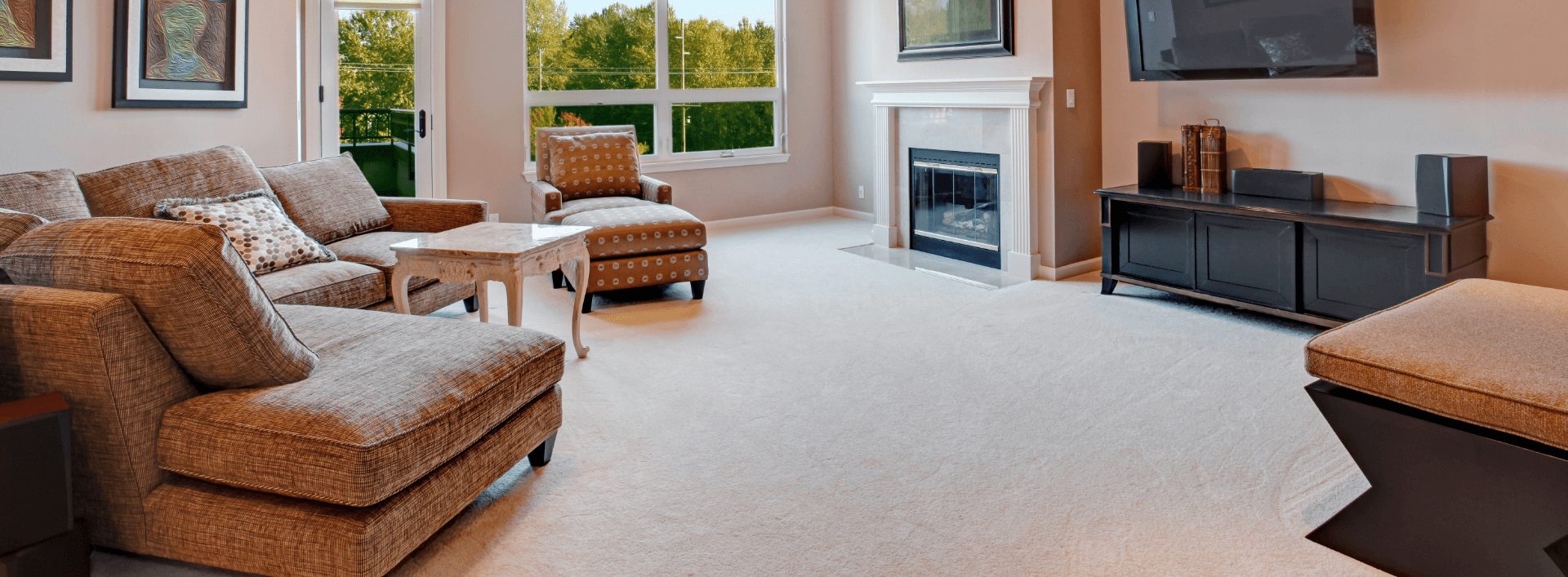 正式客厅的轻地毯